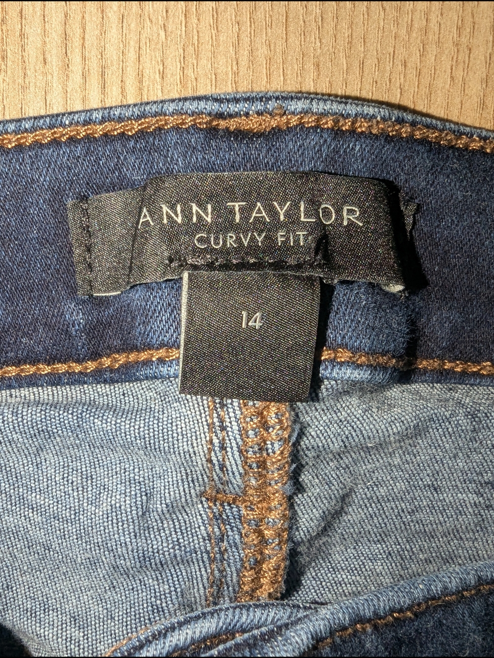 Ann Taylor Women's Slim Boot Cut Curvy Fit Dark Blue Jeans - Picture 3 of 6